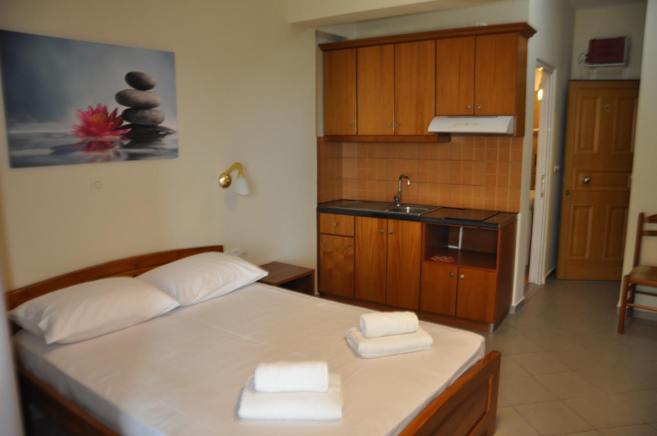 Zotos Apartment Himara Kültér fotó