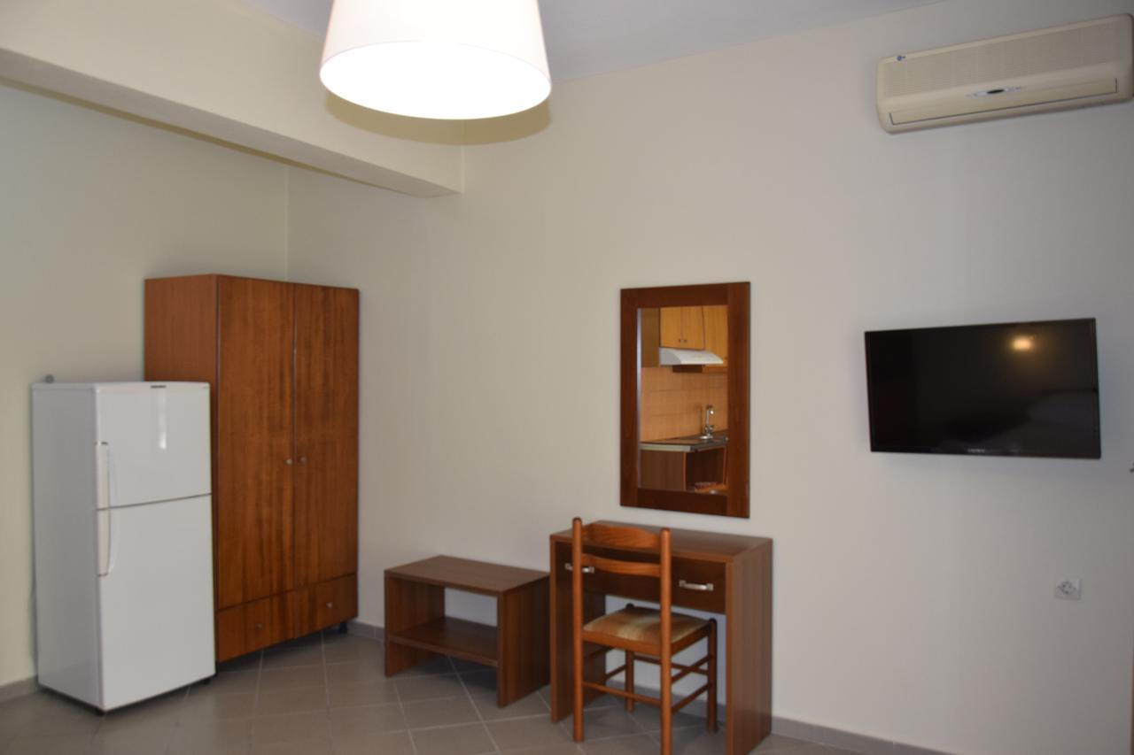 Zotos Apartment Himara Kültér fotó