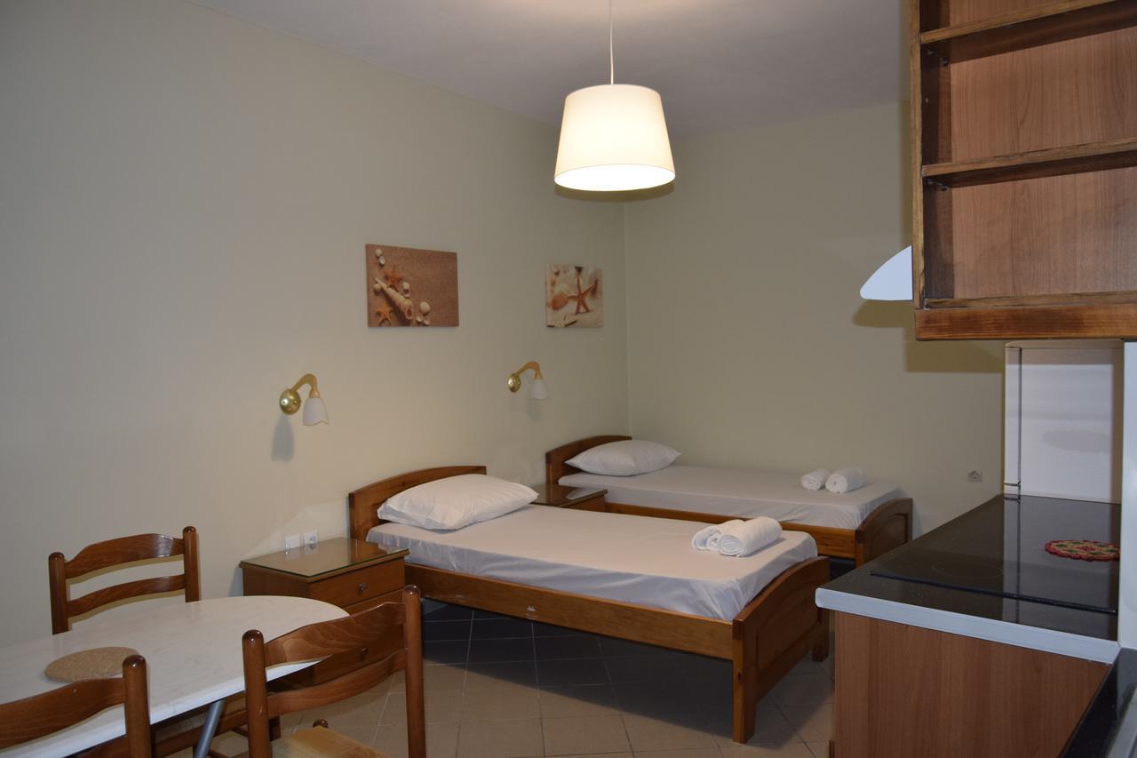 Zotos Apartment Himara Kültér fotó