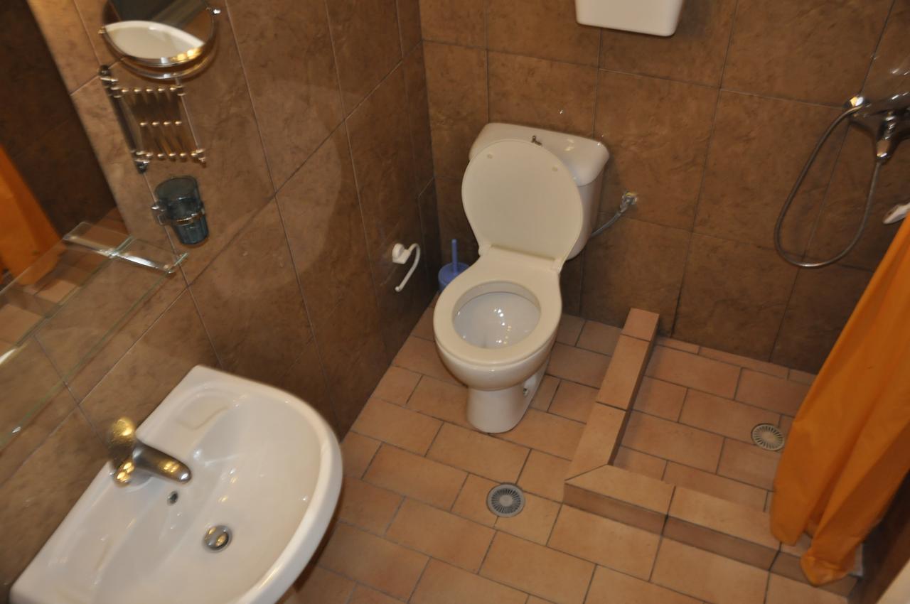 Zotos Apartment Himara Kültér fotó